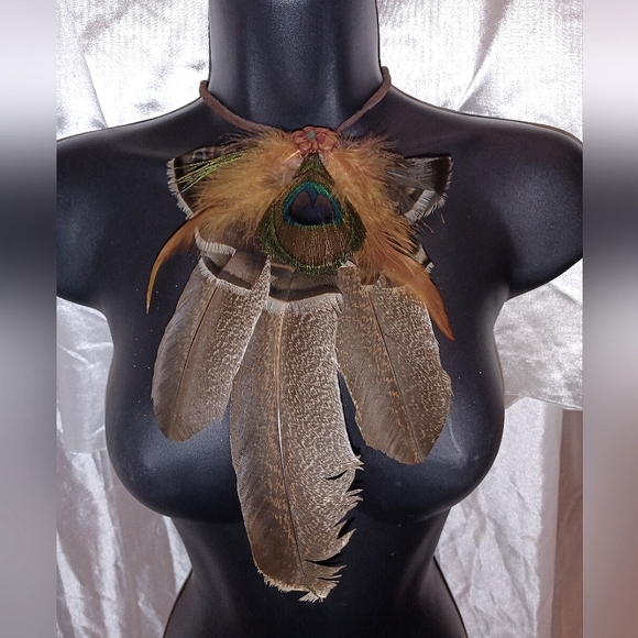 Handcrafted Beautiful featherstone and clay neckwear with leather strap - Picture 1 of 5